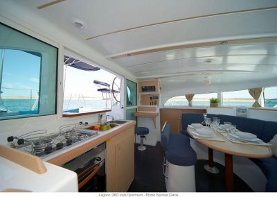 Lagoon 380-020