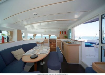 Lagoon 380-032