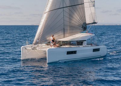 Lagoon 40-005