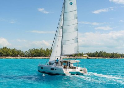 Lagoon 42-013