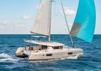 Lagoon 42-031