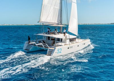 Lagoon 52F-058
