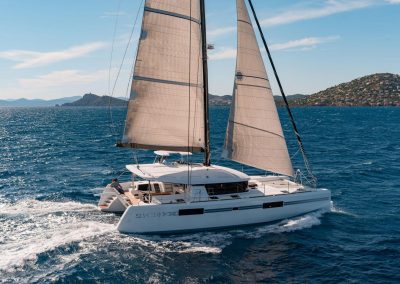 Lagoon 52S-030